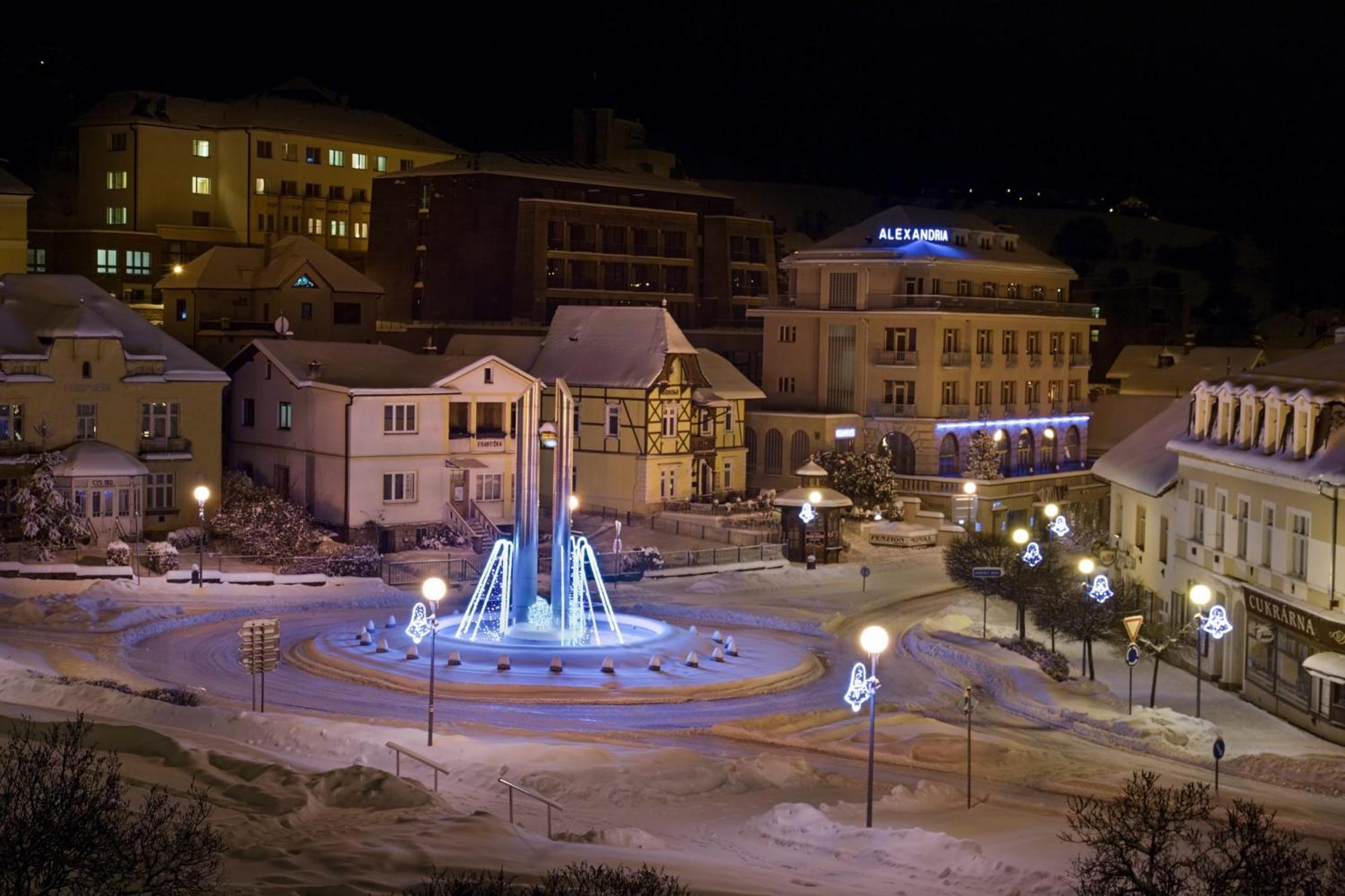 Apartament Kapsle Luhačovice Zewnętrze zdjęcie